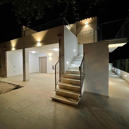 Chrisso Rooms Affittacamere San Teodoro  Exteriér fotografie