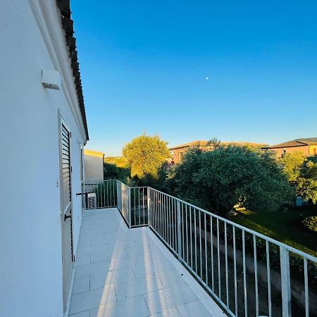 Chrisso Rooms Affittacamere San Teodoro  Exteriér fotografie
